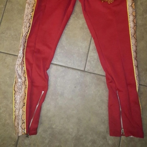 🚫SOLD!!🚫 Skin Track Outfit S,M,L - Picture 8 of 8